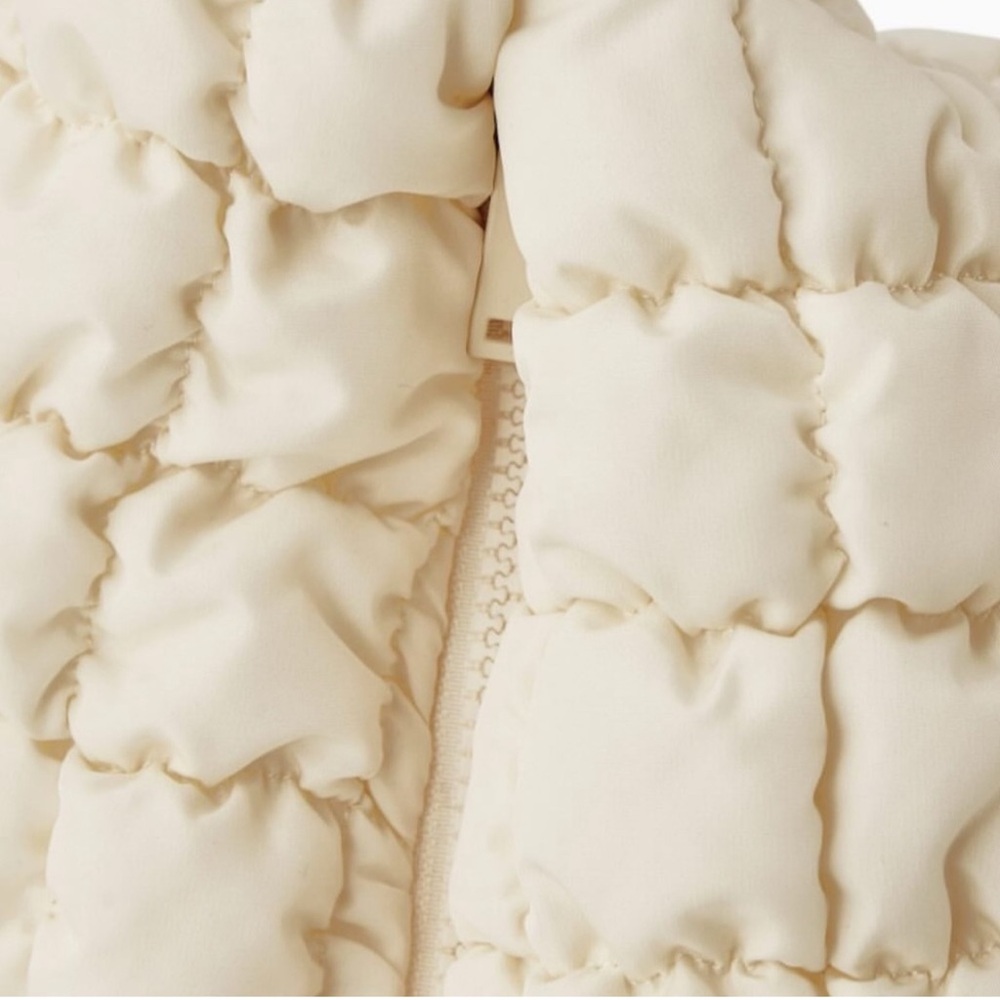 COS Quilted Oversized Crossbody Bag Off White NWT - Picture 7 of 11
